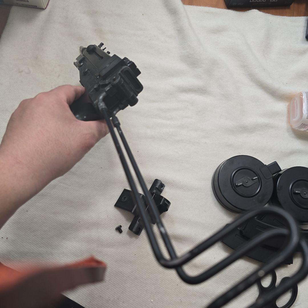 東京マルイ Vz61 スコーピオン コンパクト電動ガン