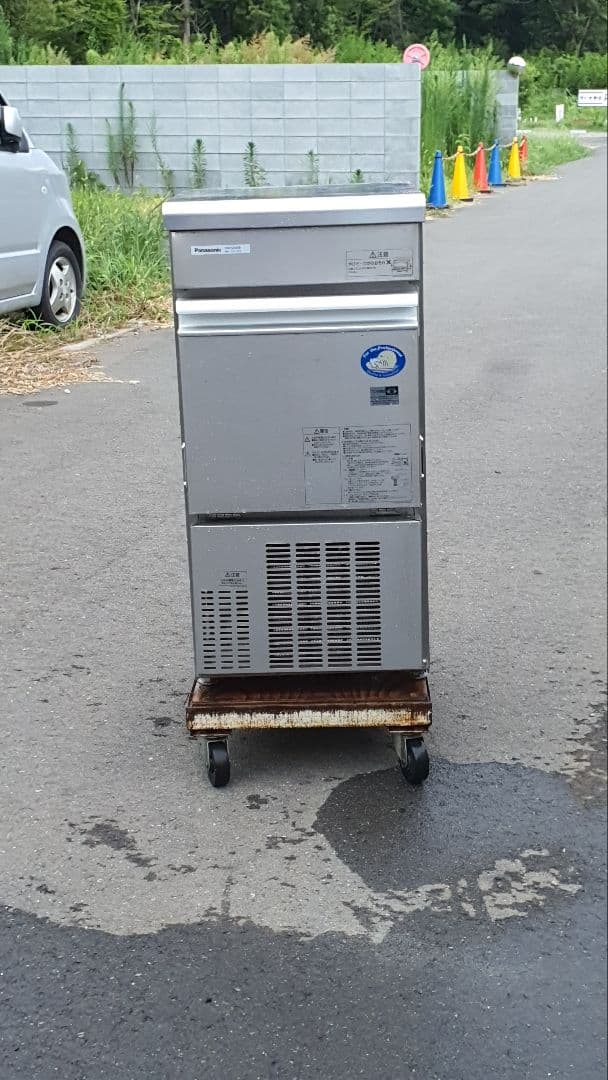 パナソニック業務用全自動製氷機SIM-S2500B パナソニック 全自動製氷機 SIM-S2500B 製氷機 業務用 パナソニック