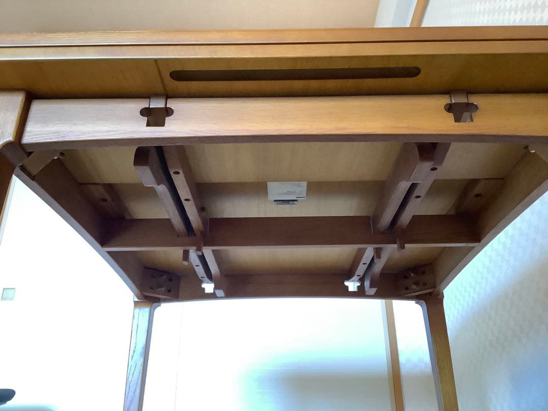 ハビタ　ダイニング　テーブル　HABITAT DINING TABLE