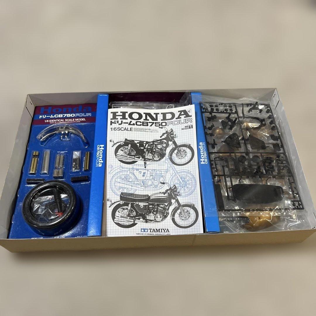 TAMIYA HONDA CB750 FOUR 1/6スケール
