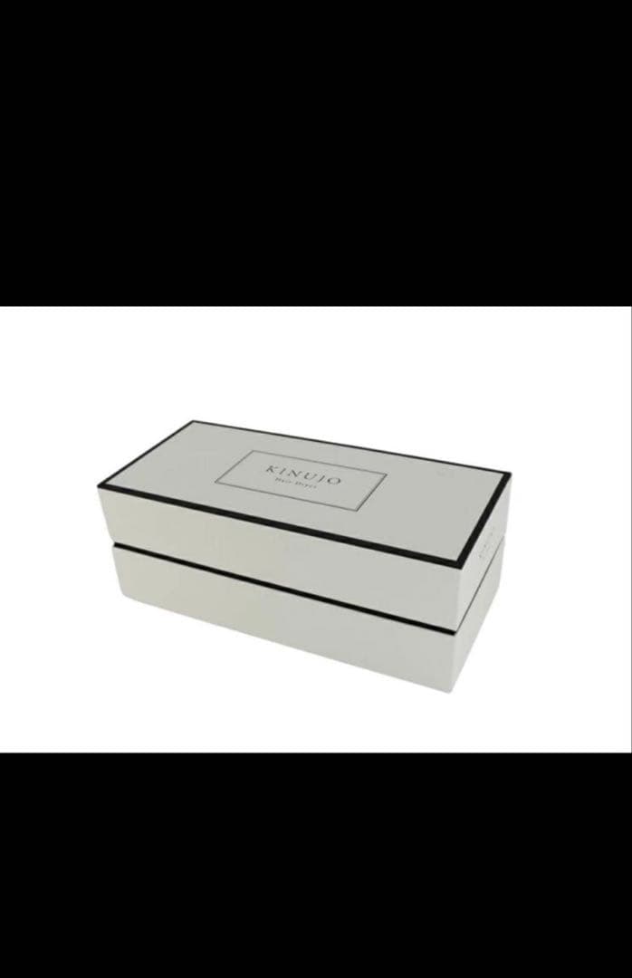 新品　絹女　KINUJO ドライヤー KH301 ホワイト