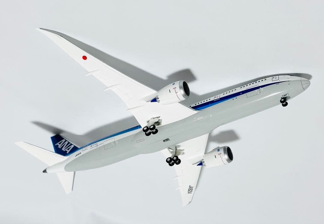 全日空商事 1/200 B787-9 inflight wing NH20168