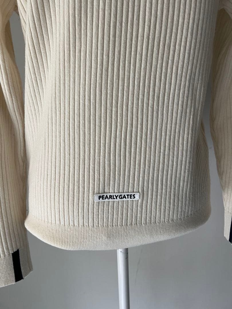 パーリーゲイツ　ウールカシミアホワイトロゴセーター