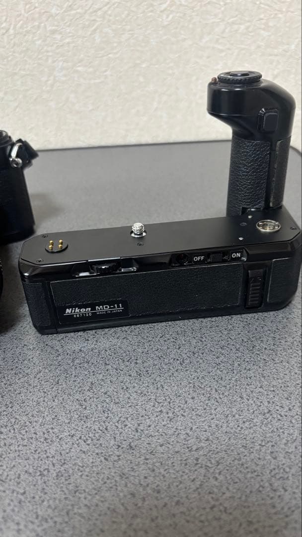 一眼レフカメラNikon FE 43-86mmレンズ付き 。モータードライブ。