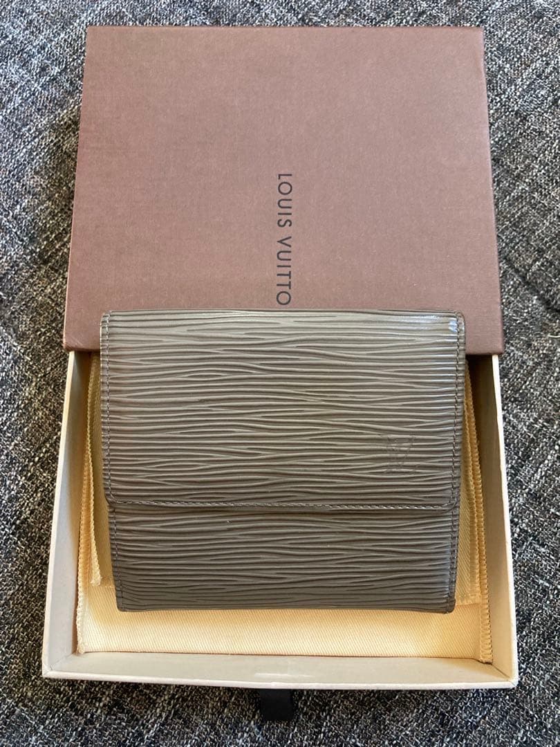 ルイヴィトン エピ 美品