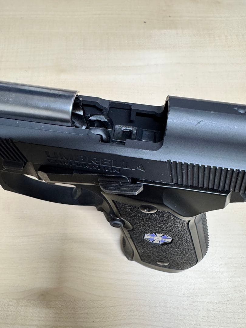 東京マルイ アルバート.W.モデル 01P バイオハザード ベレッタM92