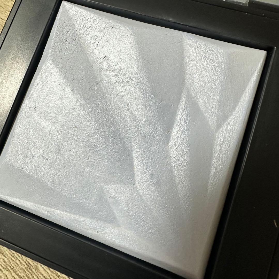 シュウウエムラ ペタル30K ブラシ&ルミマットセッティングジェルインパウダー