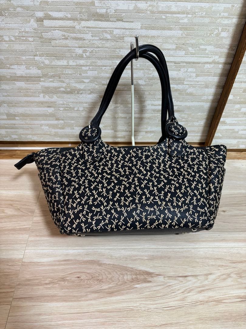 JRAタグ付き　レディース　ハンドバッグ　印傳屋 印伝屋　トンボ　逆台形　レザー