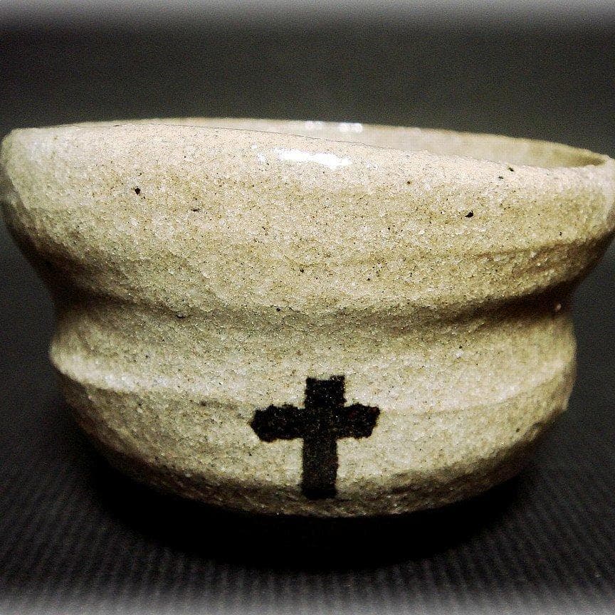 me408⑰『唐津 十字架 ぐい呑』　/骨董品 古美術 アンティーク 古玩