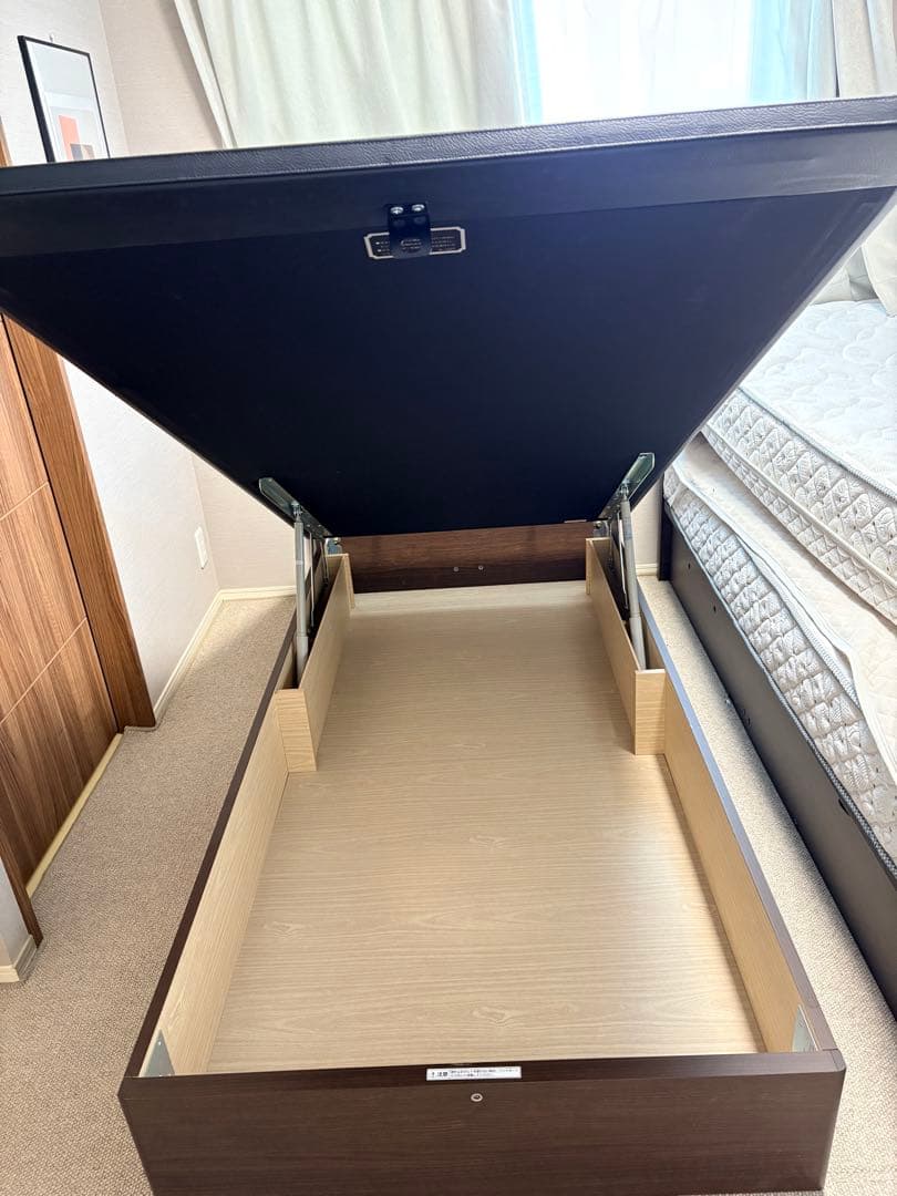 ドリームベッド　dreambed 跳ね上げ式　シングルベッド　フレーム