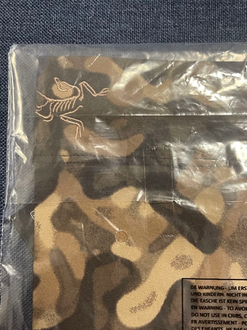 新品】アークテリクス ネックゲイター Carob Grottoflage