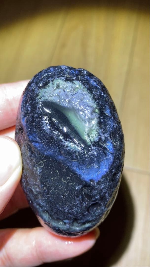 十勝石 玲瓏石(研磨)透明度抜群ブルーシラー 研磨品 十勝石玲瓏 ブルー