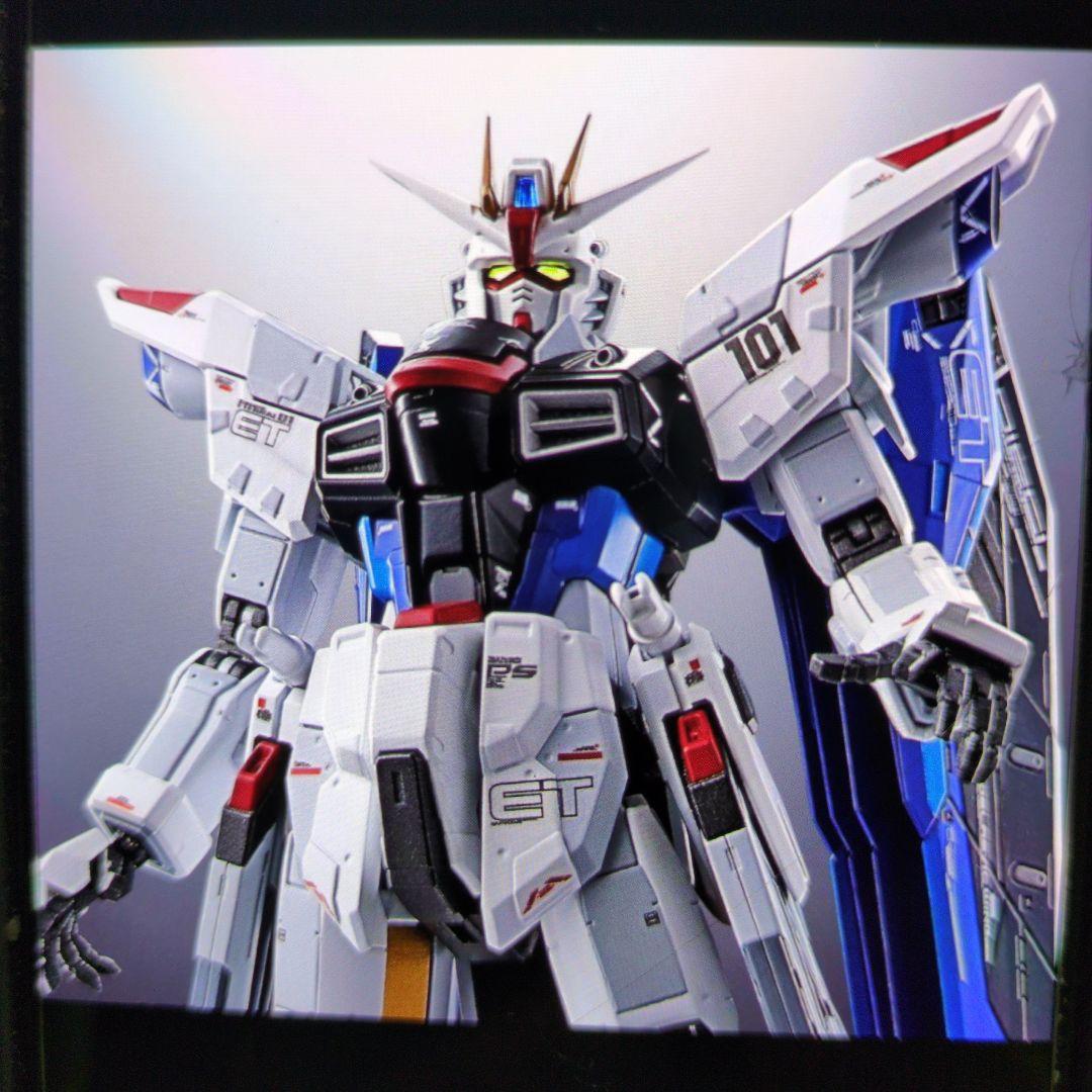 超合金.フリーダムガンダム。 超合金 ZGMF-X10A フリーダムガンダム Ver.GCP | 魂ウェブ