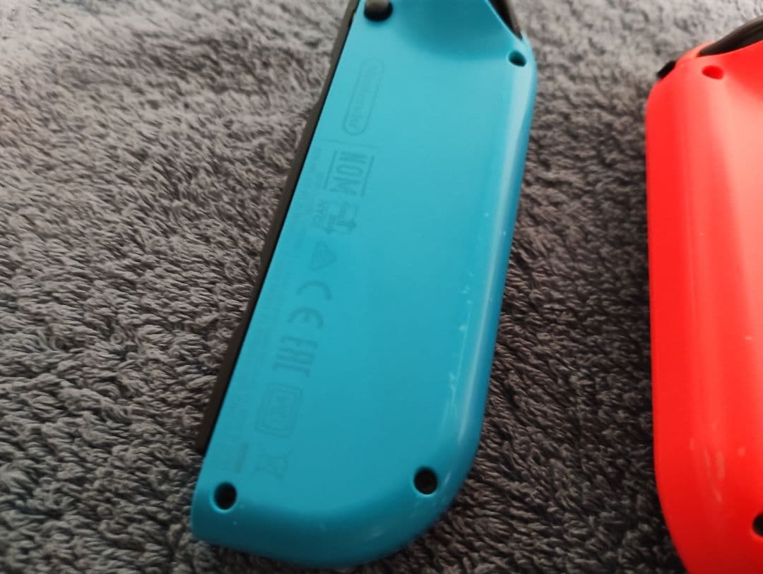 【難あり】Nintendo Switch ネオンブルー/レッド 本体+本体カバー