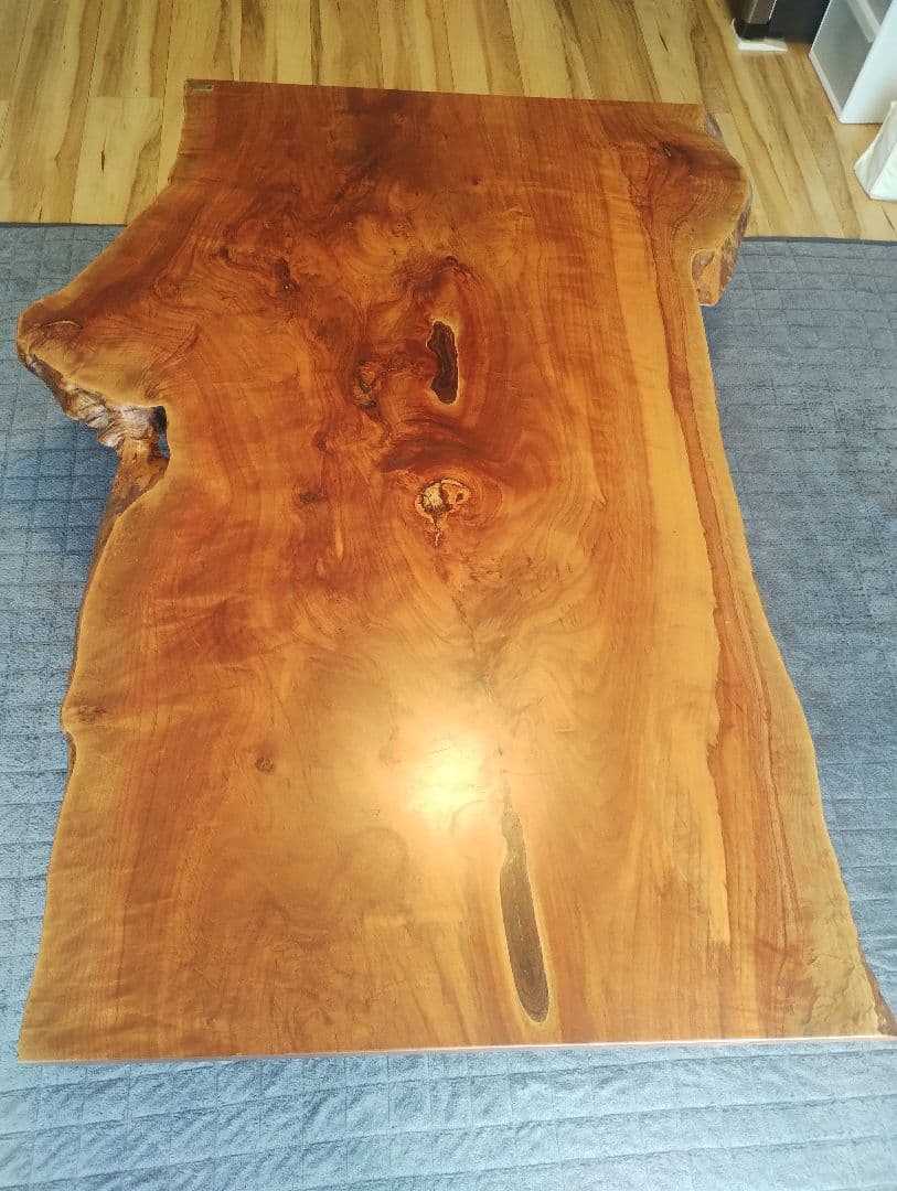 希少　山桜　一枚板 ダイニングテーブル