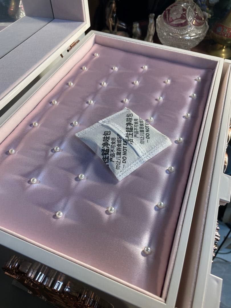 訳アリ　フラワーノーズストロベリーキューピドシリーズボックス