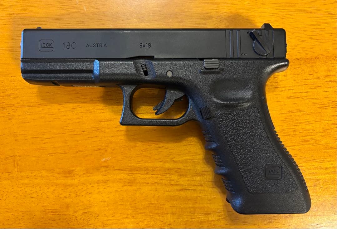 東京マルイ グロック18C (フルオート) ガスブローバック 50連マガジン付き