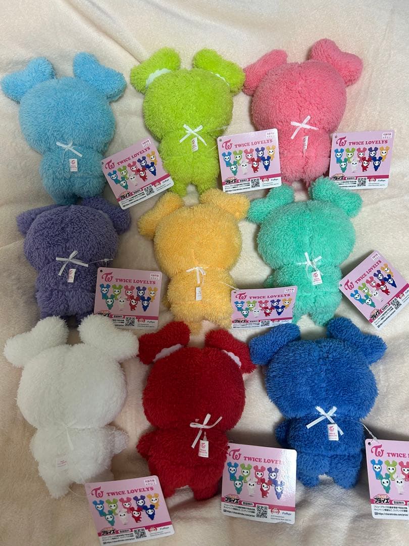 1111 TWICE GIGO ふわもこおすわりぬいぐるみ 全9種 コンプリート