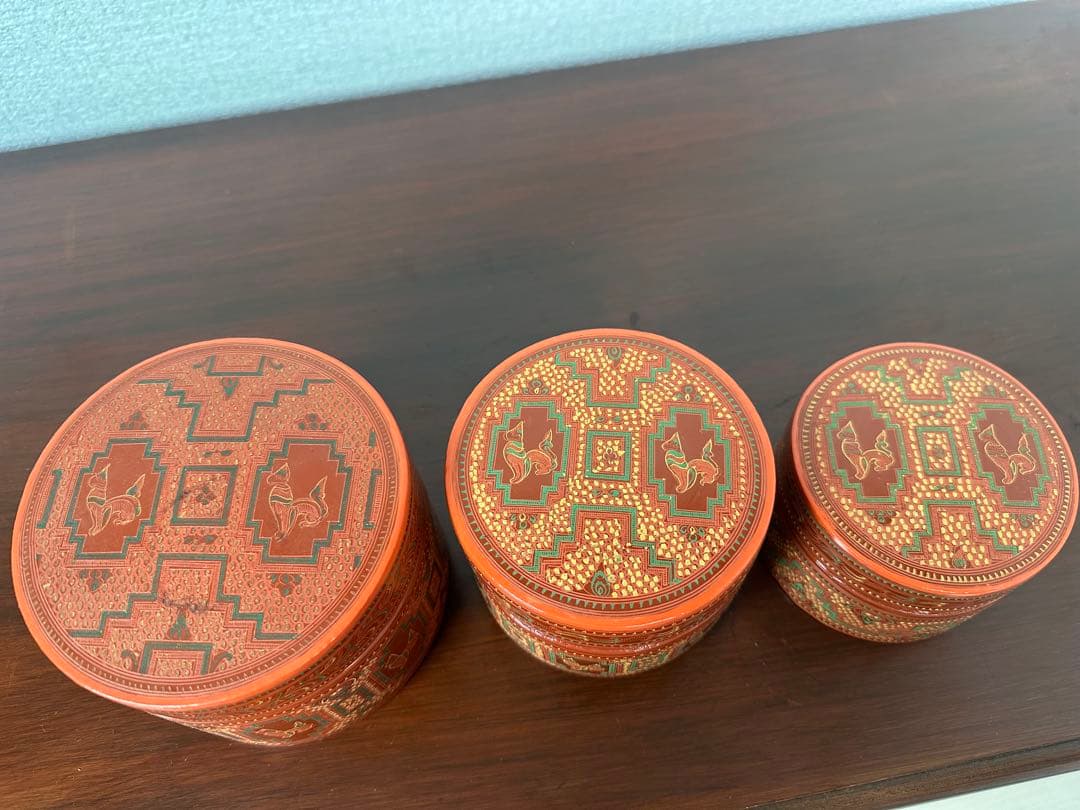 ミャンマー アンティーク 漆器 蒟醤 ビルマ 細密画 3段入れ子容器 ※31