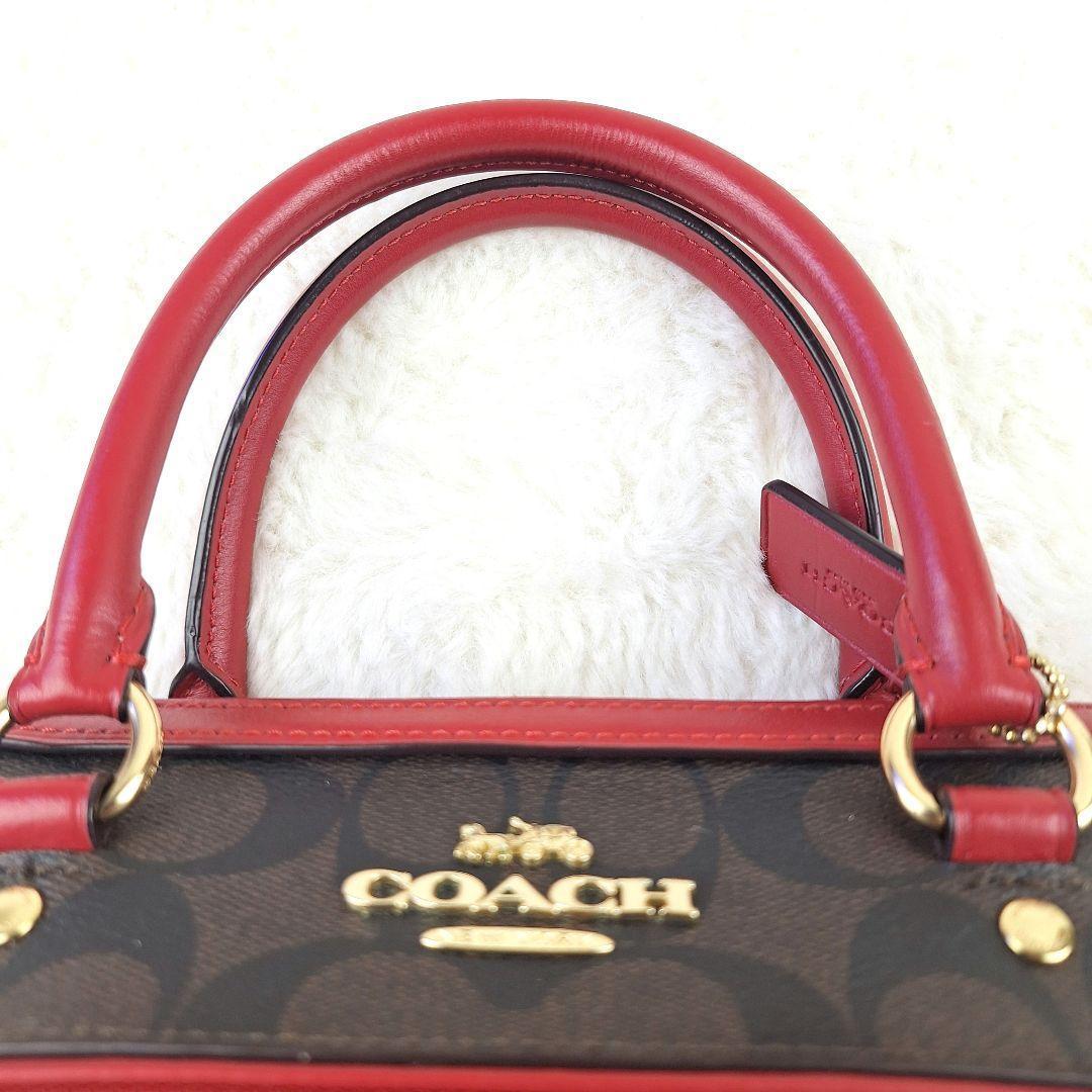 美品　コーチ ローアン サッチェル シグネチャー 2way ショルダーバッグ 赤