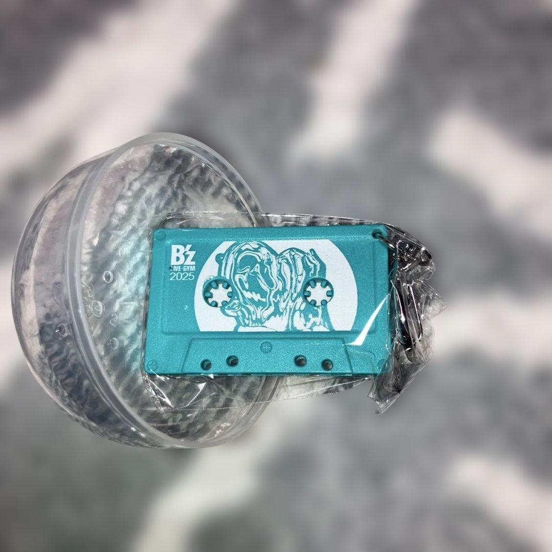 B'z LIVE-GYM FYOPガチャ 12/6 カセットチャーム - メルカリ