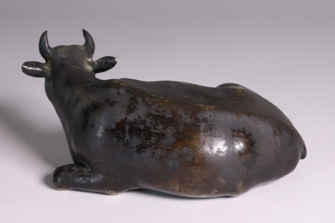 古銅 牛 置物 658g 金工 銅製 時代【MA831】