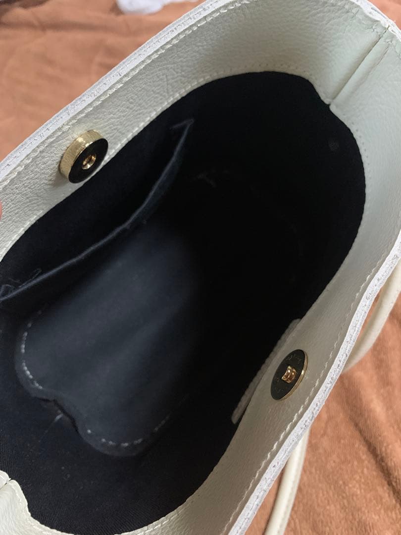 tammy　　　 オーバルショルダーバッグ