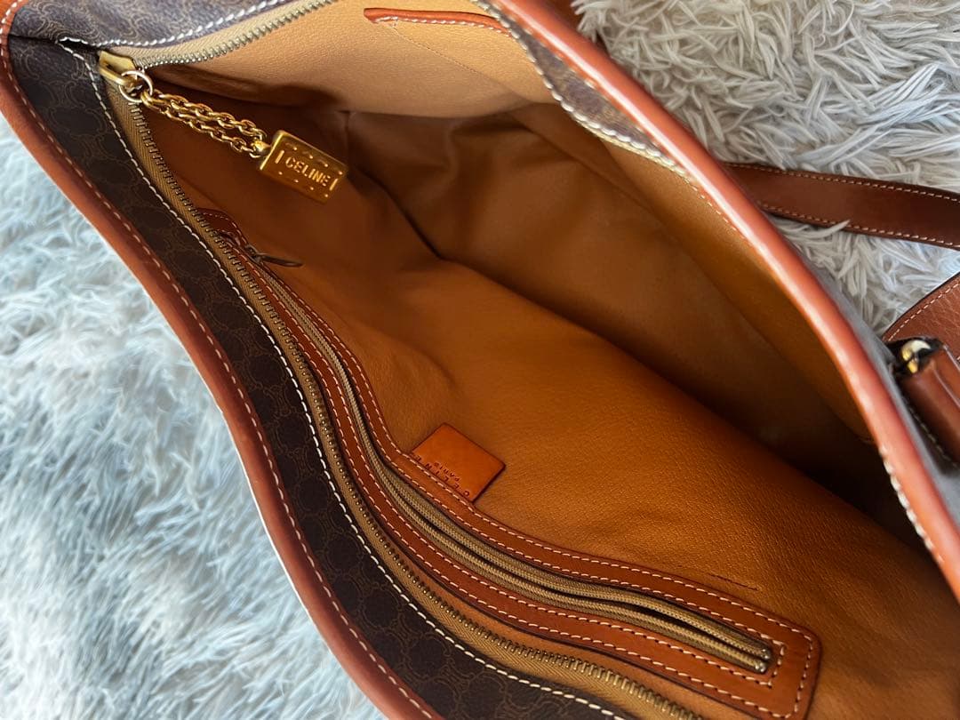 Cute　CELINE ブラウンレザーショルダーバッグ