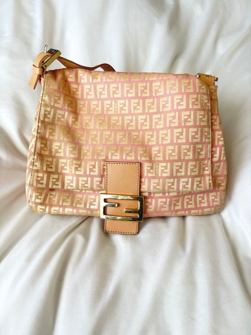 fendi ズッカ　ピンク　バッグ　ショルダー