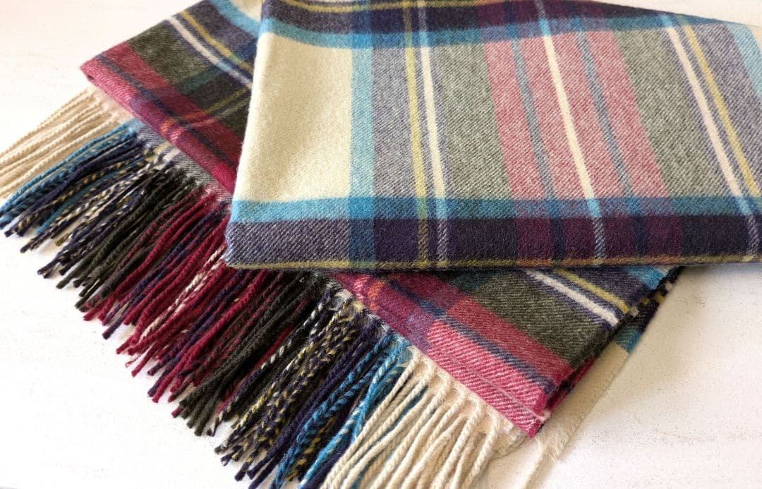 ☆美品☆大判 ジョンストンズJohnstons of Elgin ストール Johnstons of Elgin/ジョンストンズ オブ エルガン カシミヤ100％ 大判