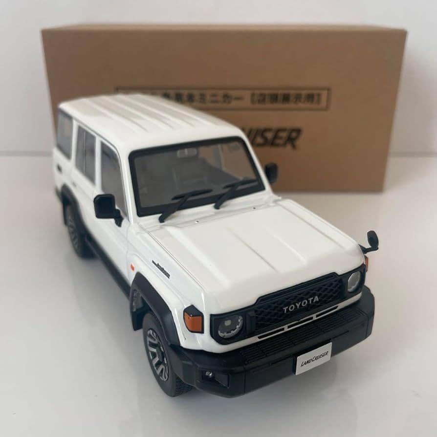 トヨタ ランドクルーザー70 1/30カラーサンプルミニカー3種セット