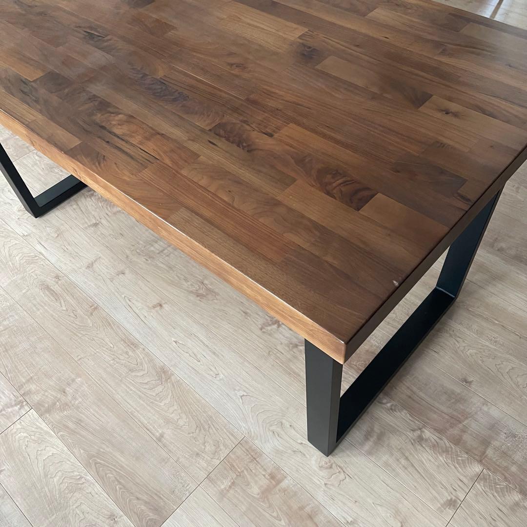 ウォルナット　アイアン　ダイニングテーブル