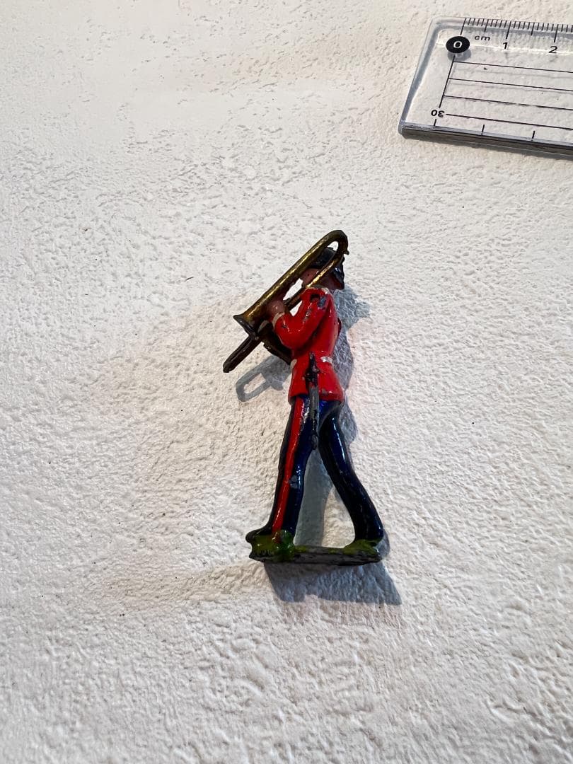 ミニチュアのフィギュア 5パーツ 音楽隊 イギリス兵隊