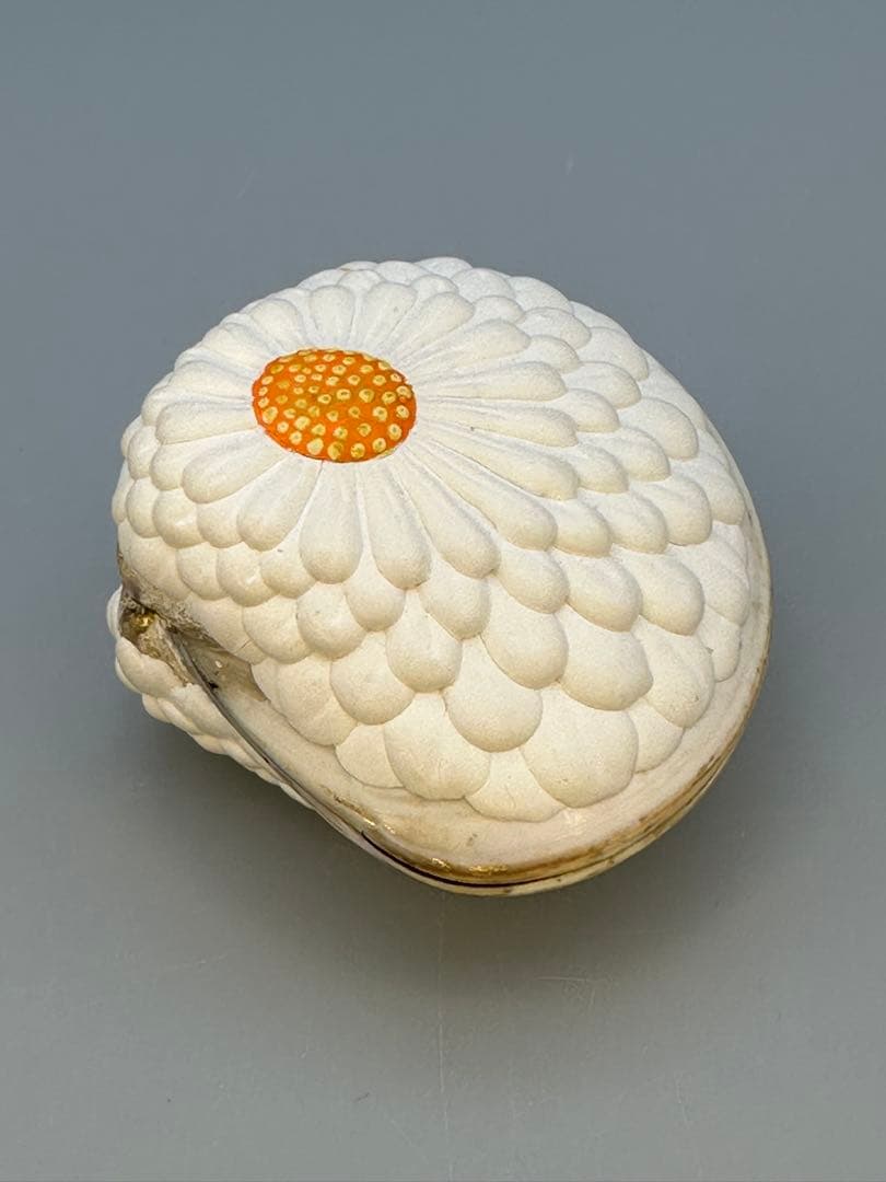 y茶道具　香合　鈴木光入　菊置上