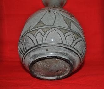 李朝・青磁花紋花器