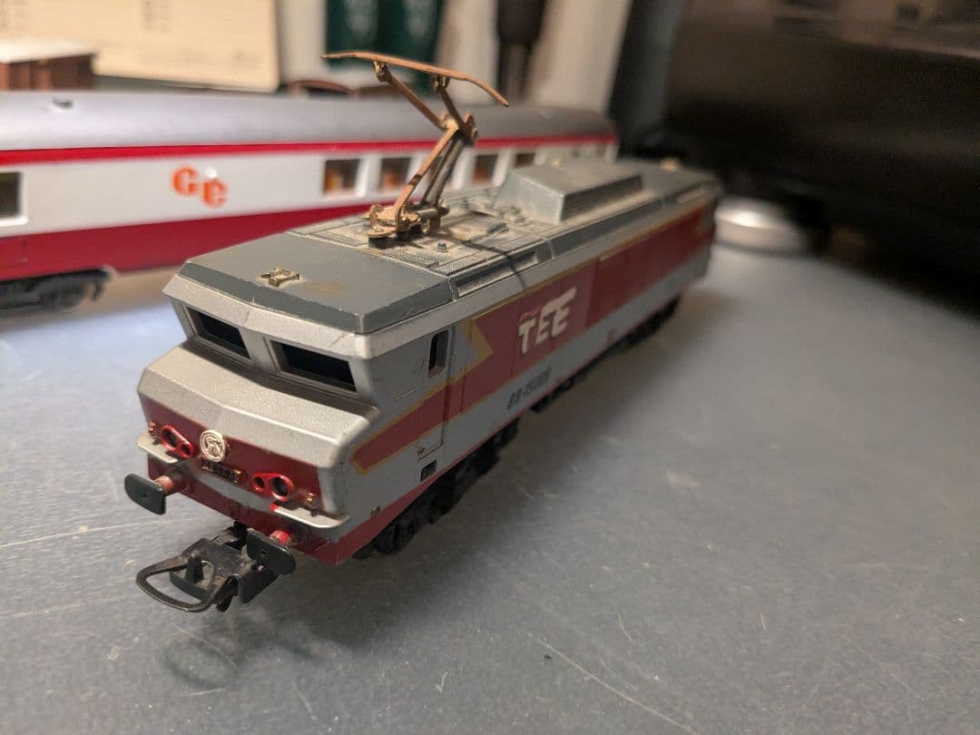 イタリア製Lima TEE 機関車と食堂車GRIL EXPRESS客車セット - メルカリ