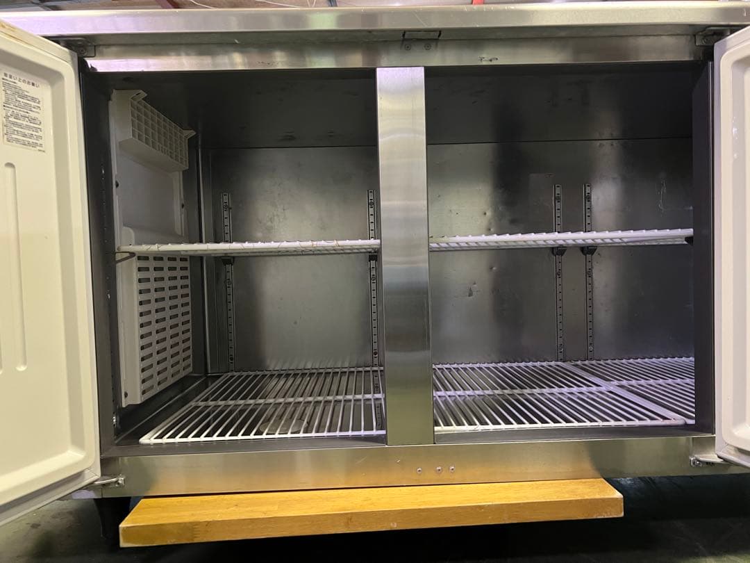 2014年 フクシマテーブル形冷蔵庫 1800x750x800