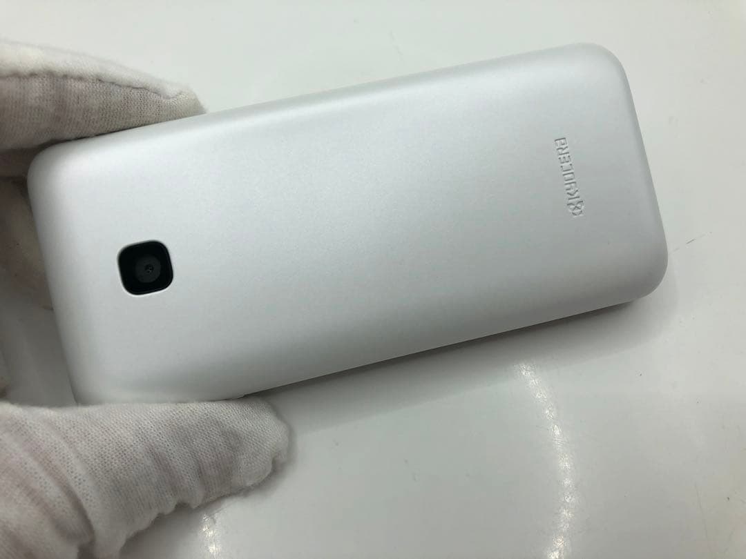 【SIMロック解除済 】au GRATINA KYF42 ホワイト