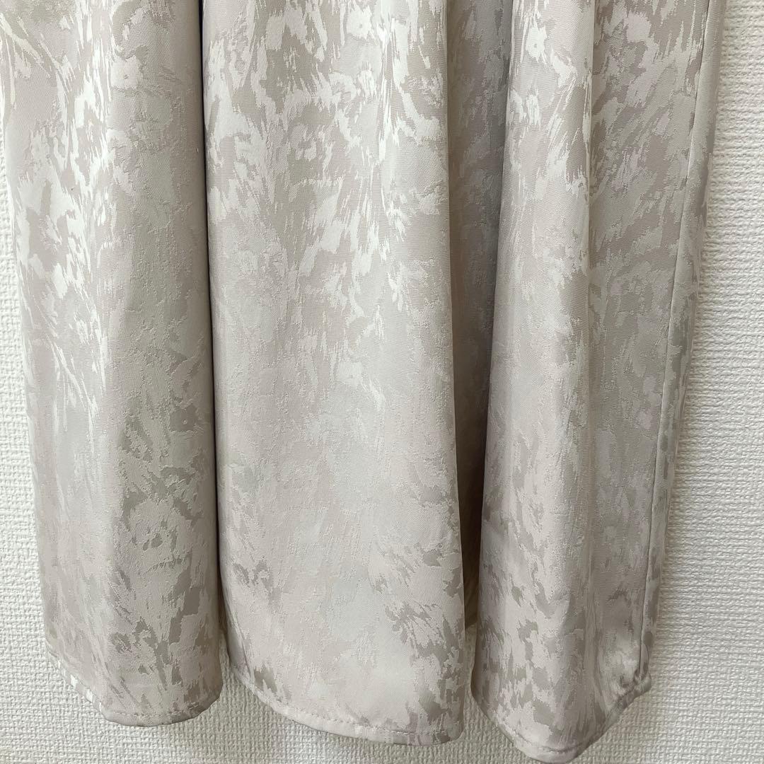 人気　美品　エトル　ミアンダリングウエストタックフレアドレス　ベージュ　M