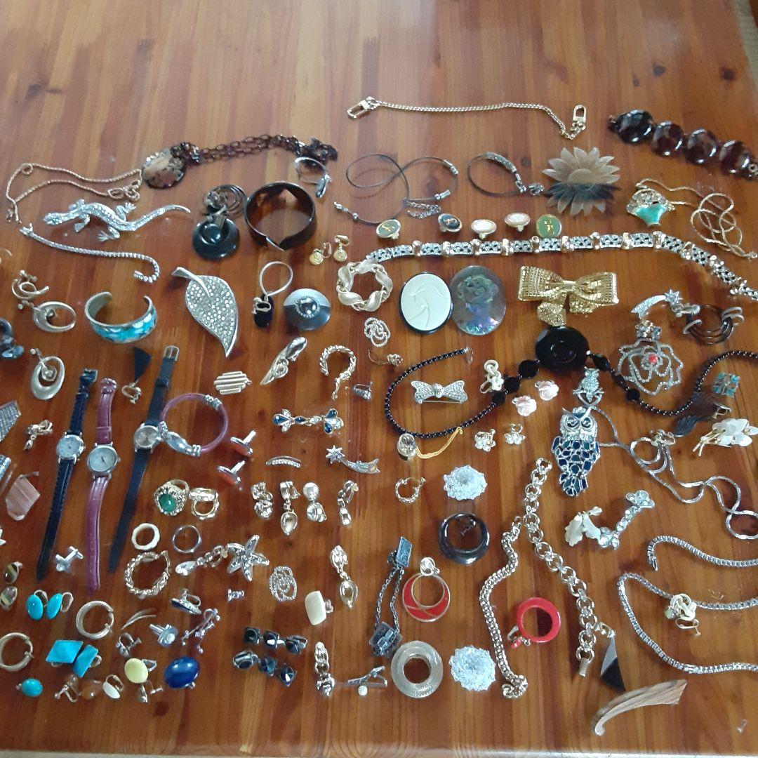 遺品整理品 関西遺品整理センター 大阪市城東区 遺品整理 生前整理 遺品供養 無料