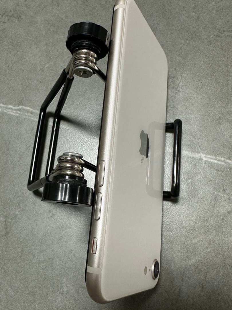 iPhoneSE3 64GB 第3世代 APPLE SIMフリーバッテリー91%