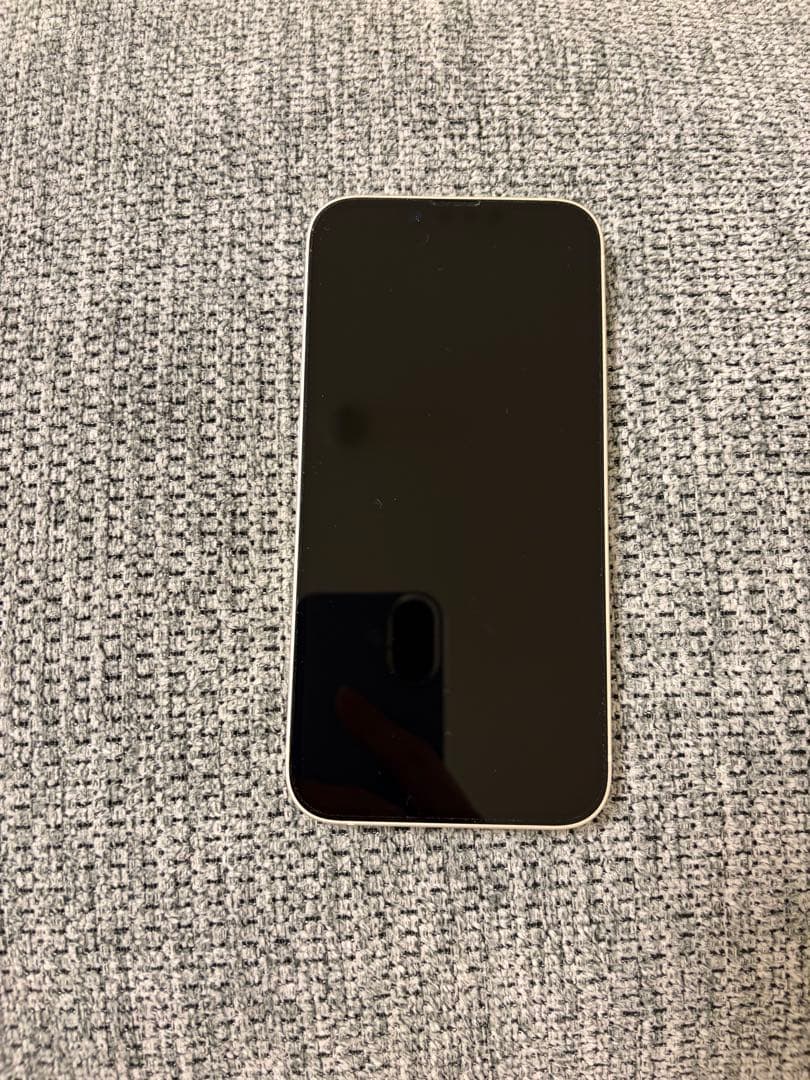 Apple iPhone 14 ホワイト 本体 充電コード、アダプター付