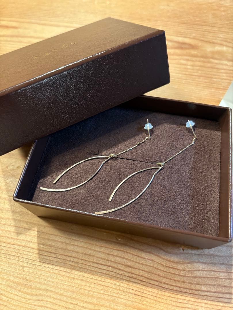 アガット agete K10アメリカンピアス