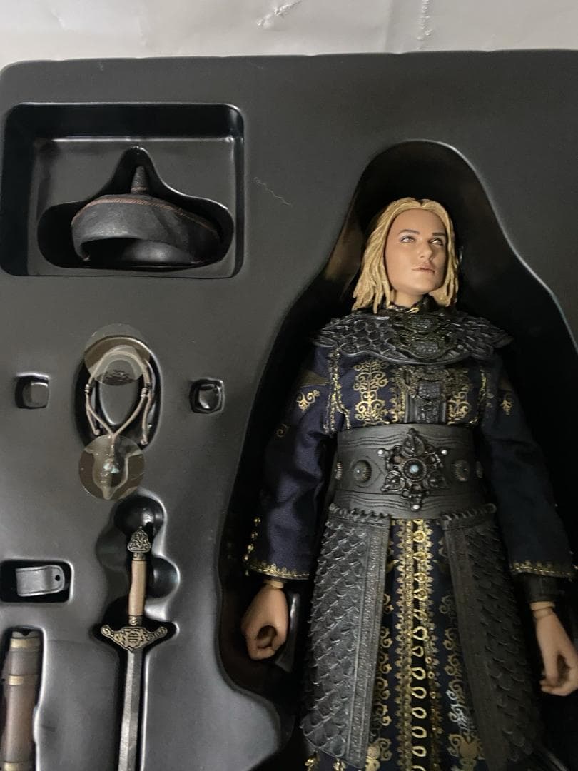 エリザベス・スワン パイレーツ・オブ・カリビアン 1/6 アクションフィギュア