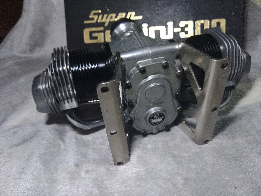 小川精機 FTー300 ラジコンエンジン