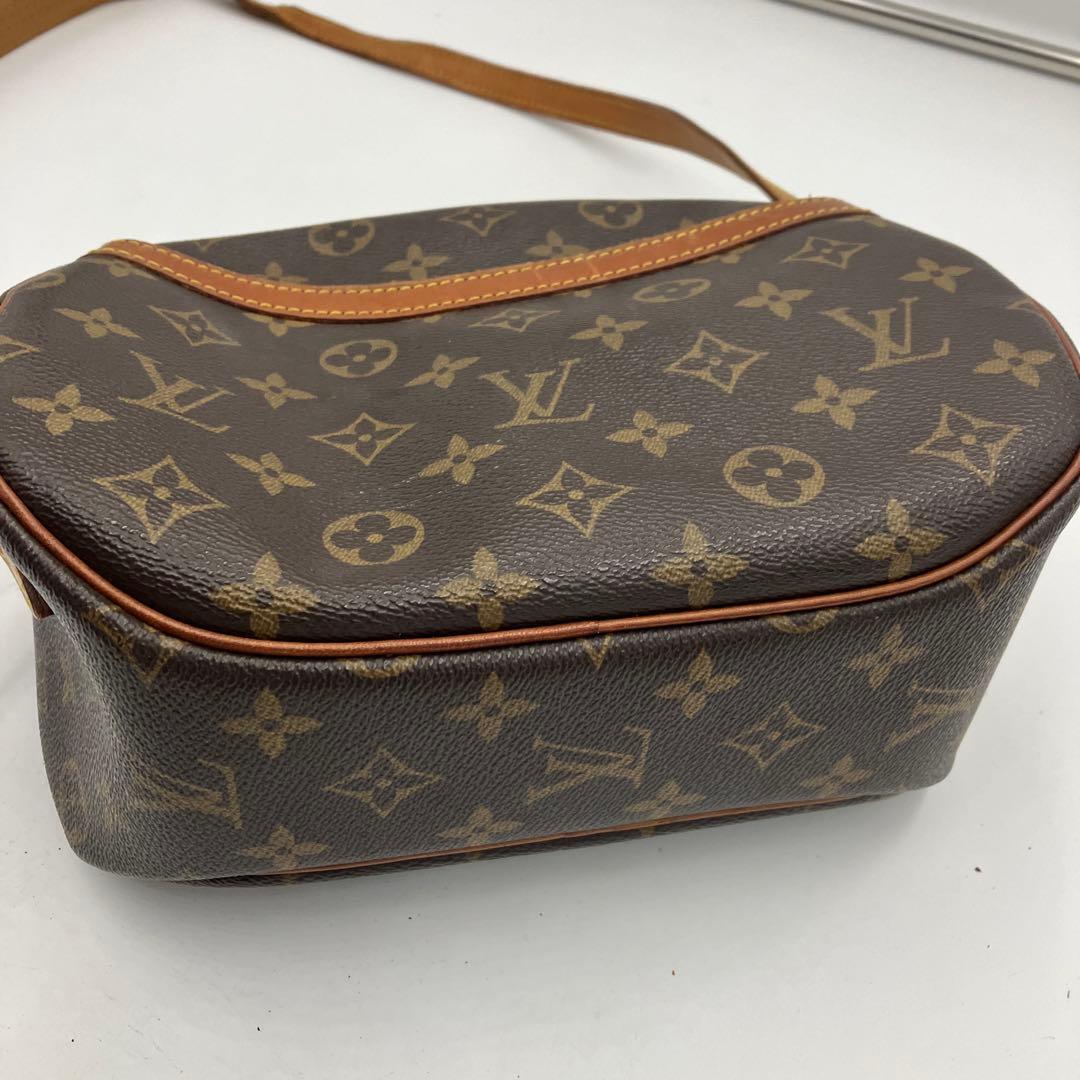 ルイヴィトン ブロワ モノグラムサンリス ショルダーバッグ