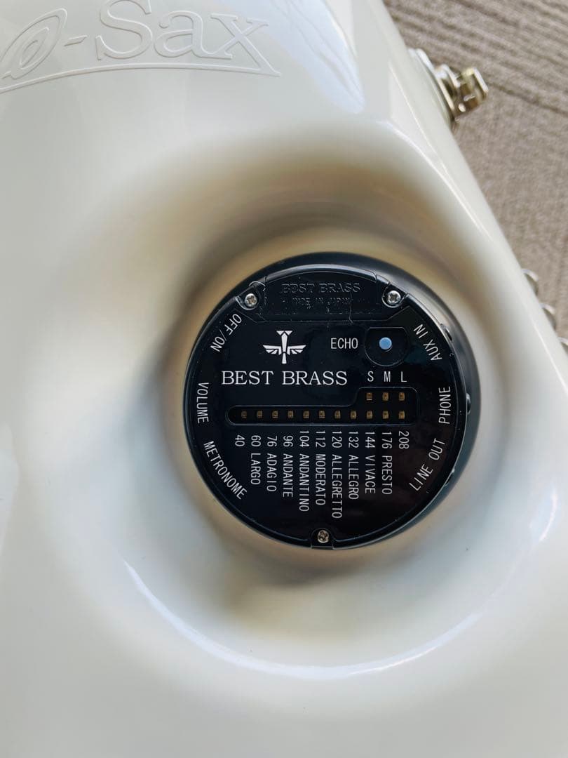 アルトサックス消音機、e-Sax (ホワイト)