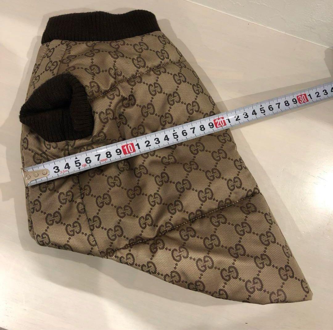GUCCI 犬服 ダウン中綿