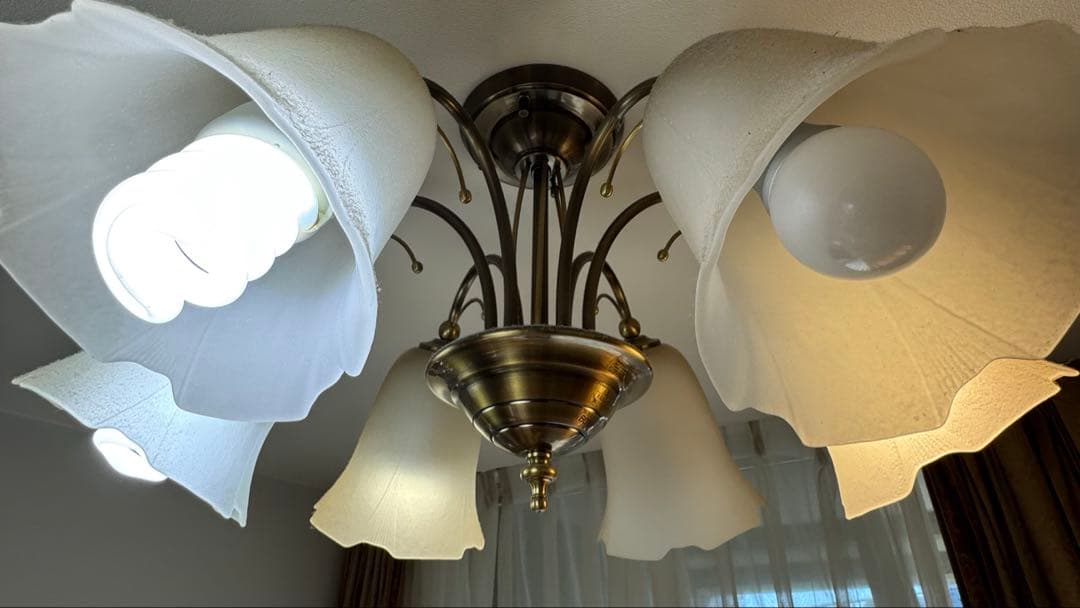 あと3日　山田照明　6灯　フラワー　ライト　シャンデリア アンティーク