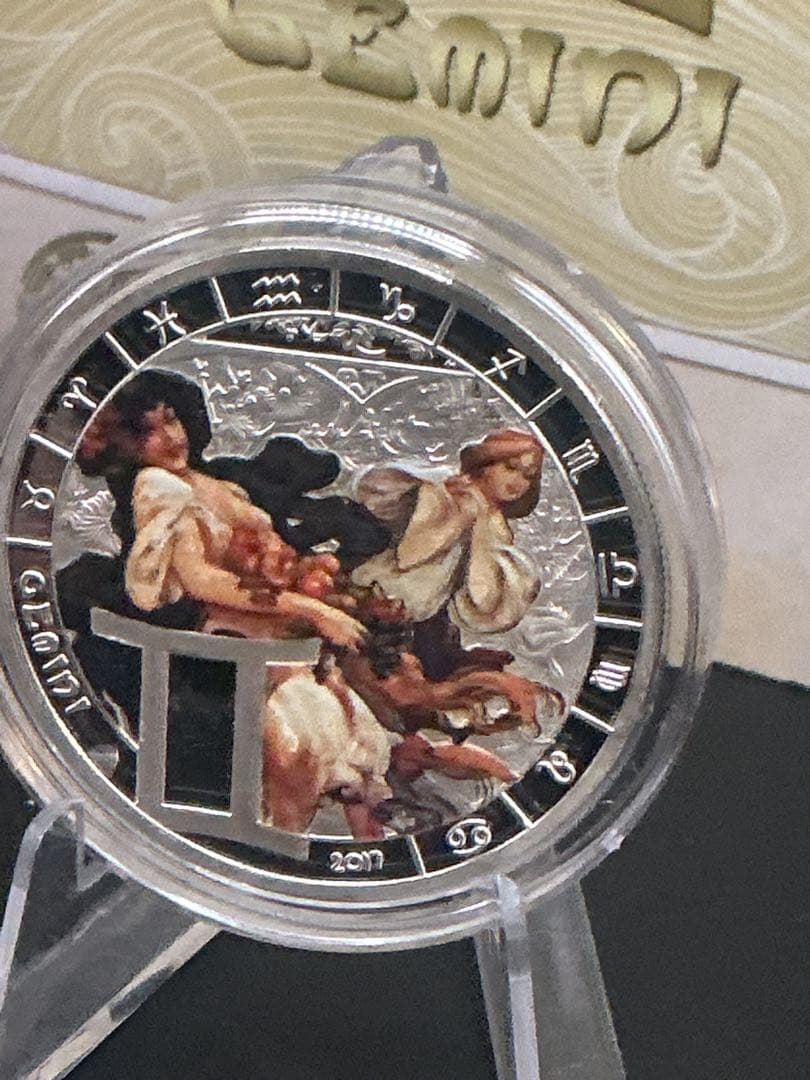 ミュシャ × 黄道十二宮 ― 双子宮（ふたご座）　銀メッキ付き白銅貨